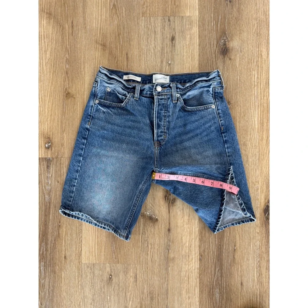 Universal Thread 90s Baggy Bermuda Shorts Womens 8 Blue Denim High Rise Cotton
